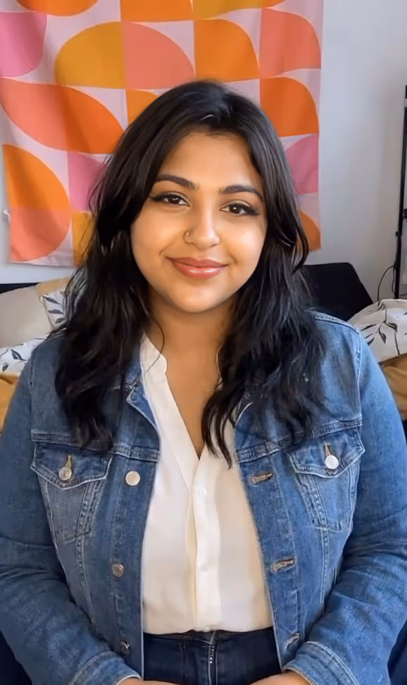 Image of Hot Figure Chubby Babe Stripping Nude Shows Her Big Tits And Huge Ass Twerking