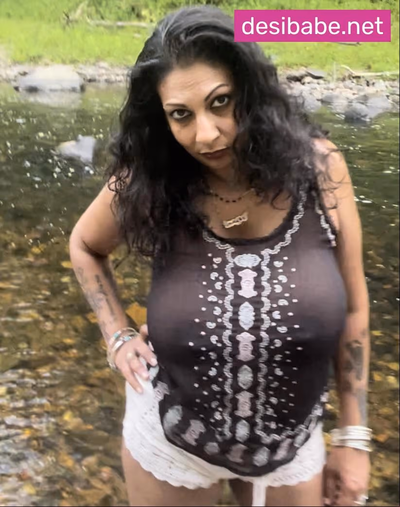 Image of Indian NRI Busty Horny Naughty Milf Aunty Fully Nude Private Sexy Big Boobs And Big Ass Show Sucking BBC Public Nudes Pics