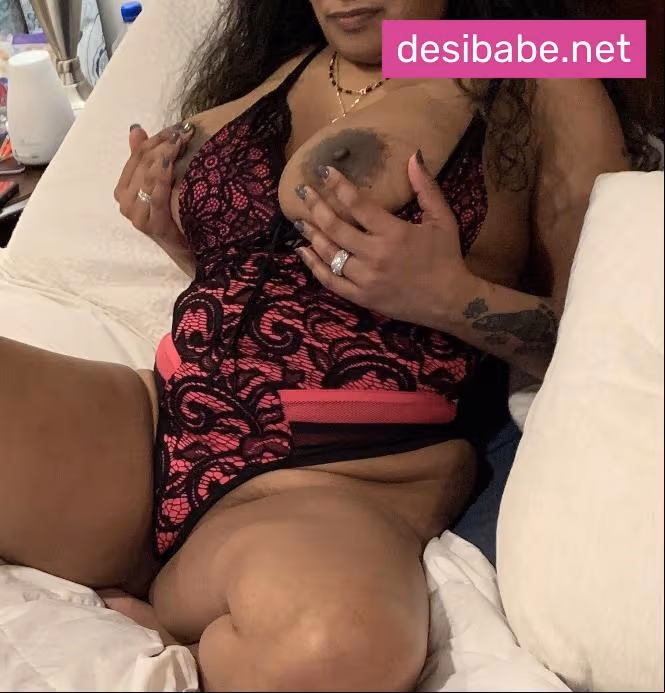 Image of Indian NRI Busty Horny Naughty Milf Aunty Fully Nude Private Sexy Big Boobs And Big Ass Show Sucking BBC Public Nudes Pics