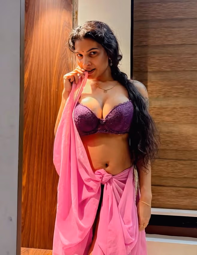 Image of Resmi Nair Sex Video with Italian Couple